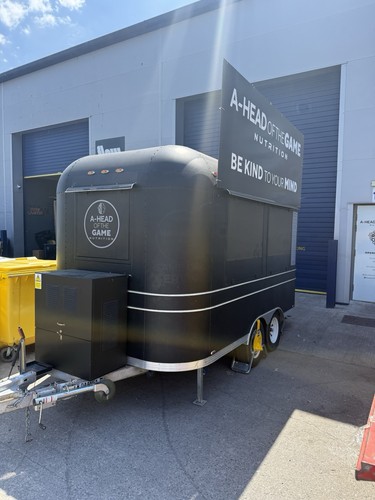 Catering trailer food - catering,